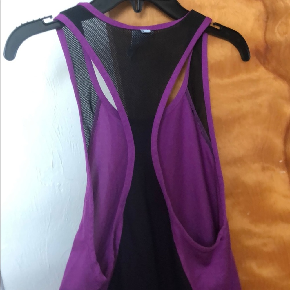 Nike Razorback tank top - Picture 3 of 3